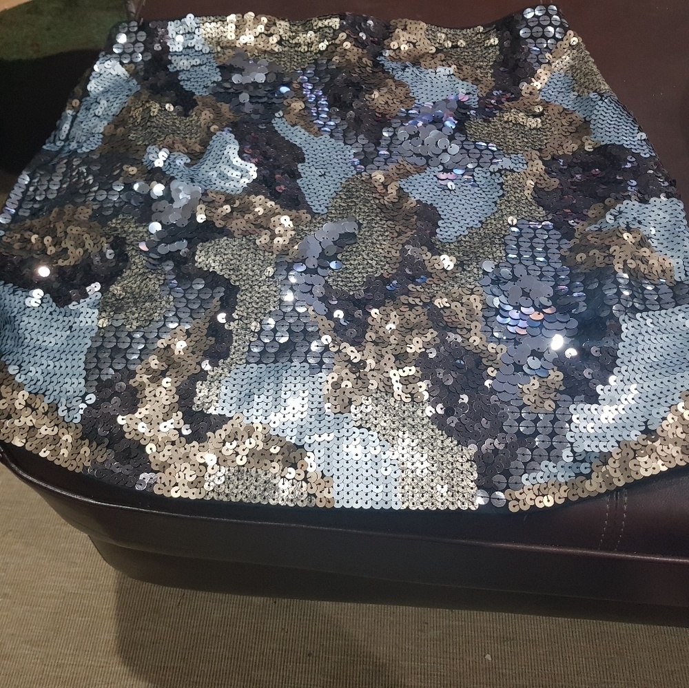 Sequin Mini - image 1